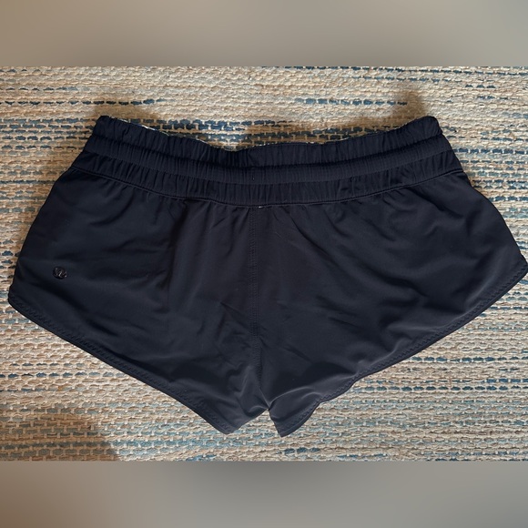 Lululemon Water: Surf Short in Floral Sport White Multi Black Reversible Size 6 - Picture 13 of 15